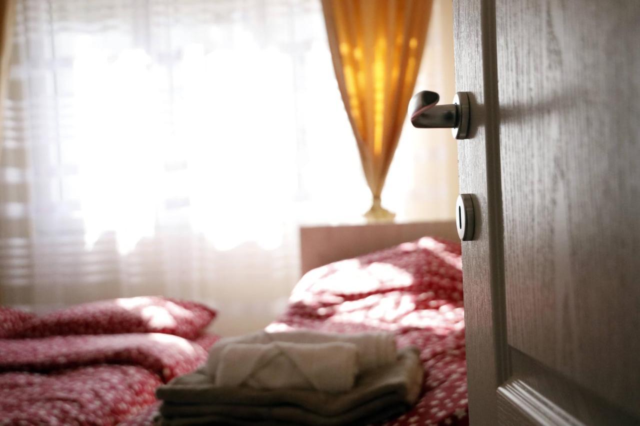 Apartment Alexandar Ποντγορίτσα Εξωτερικό φωτογραφία